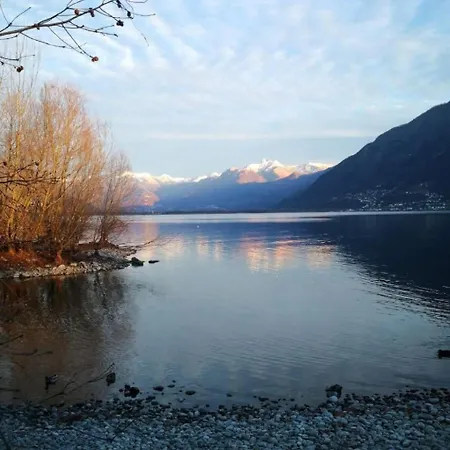 Locarno-lido By Interhome Lejlighed